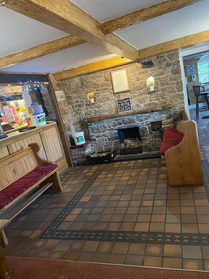 The Glan Yr Afon Inn Holywell  Εξωτερικό φωτογραφία